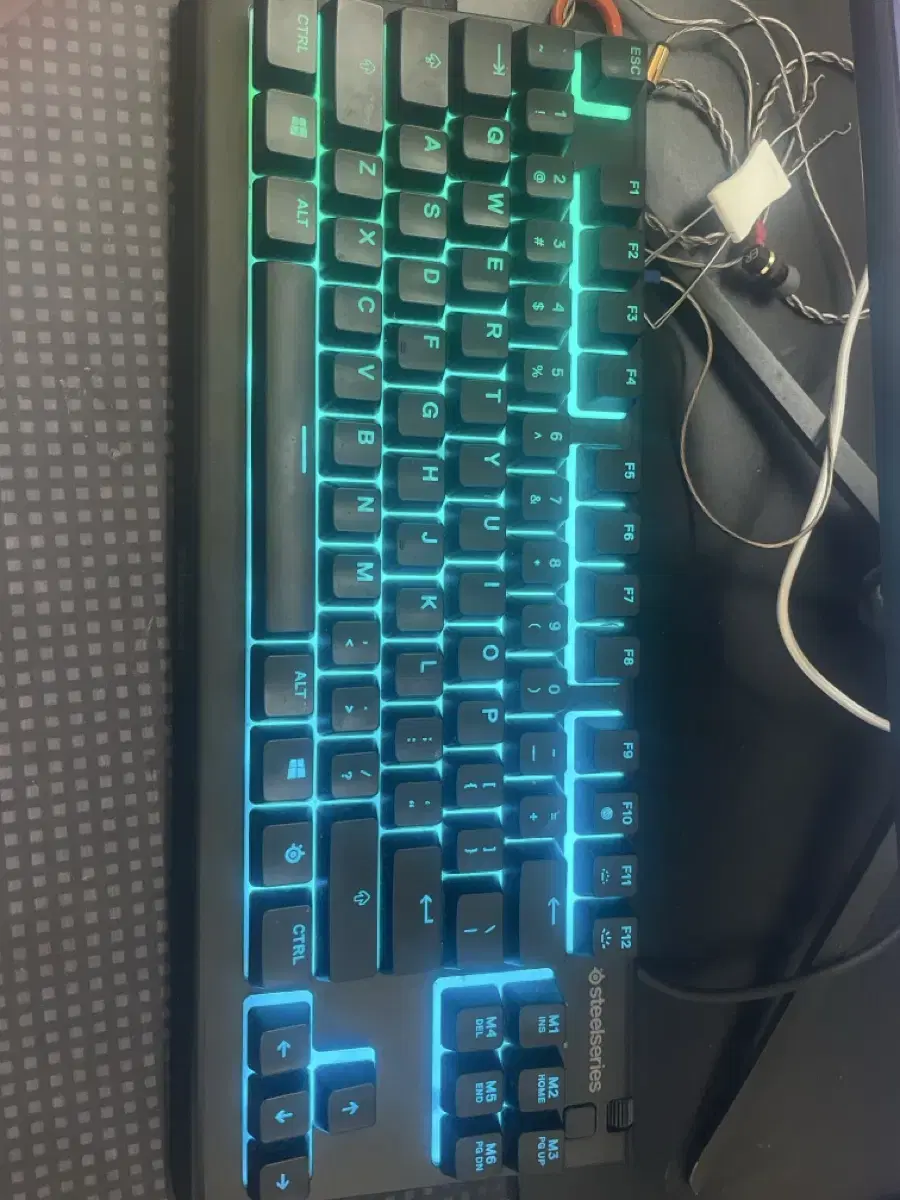 스틸시리즈 APEX 3 TKL 기계식 키보드